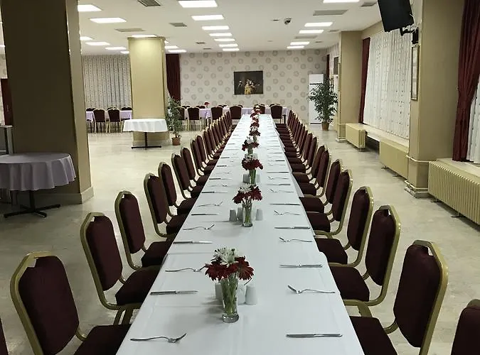 Hotel Uluirmak Uygulama Oteli Askaray