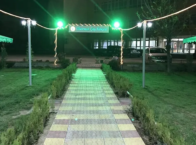 Uluirmak Uygulama Oteli *