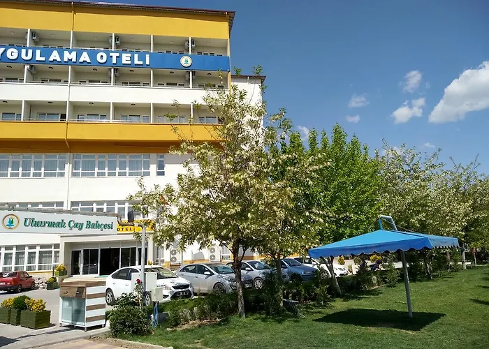 Hotel Uluirmak Uygulama Oteli