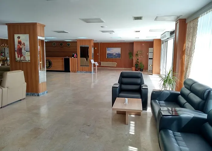 Uluirmak Uygulama Oteli Hotel *