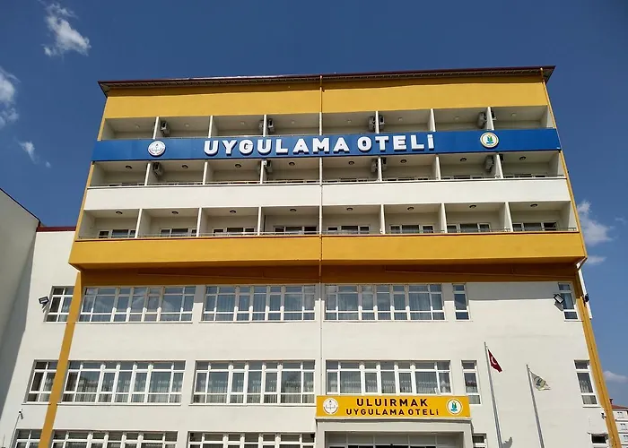 Hotel Uluirmak Uygulama Oteli